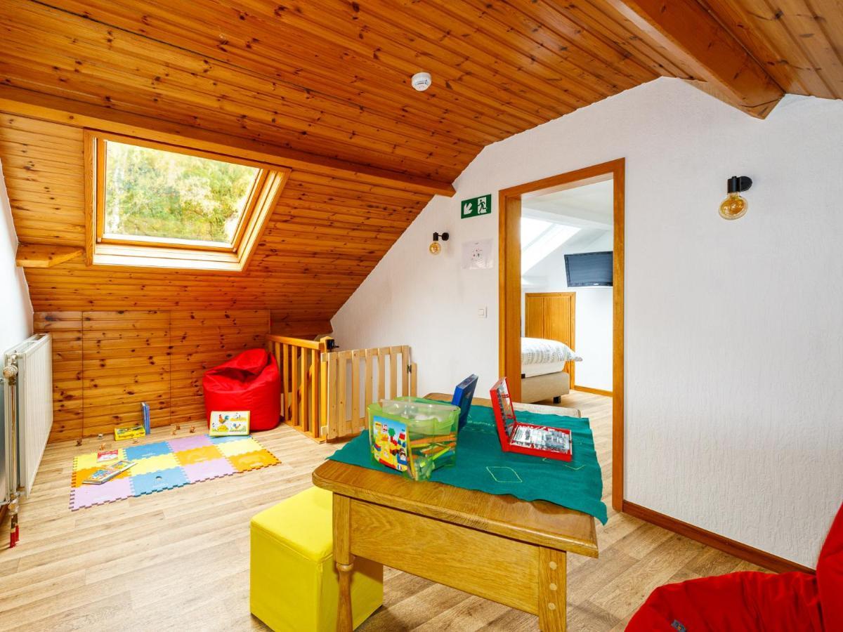 Luxueuse Et Spacieuse Villa Avec Sauna Et Piscine Мальмеди Экстерьер фото