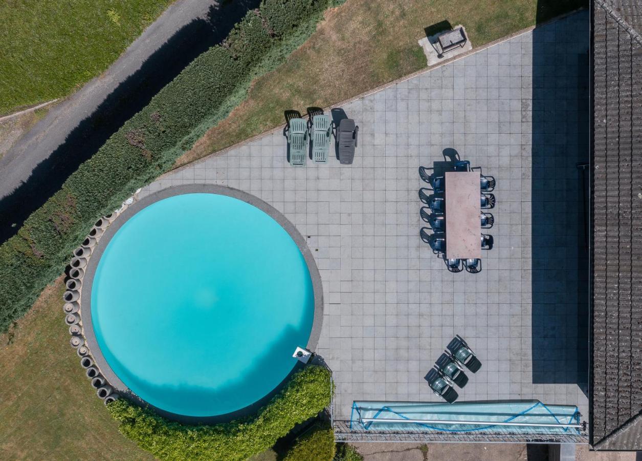 Luxueuse Et Spacieuse Villa Avec Sauna Et Piscine Мальмеди Экстерьер фото